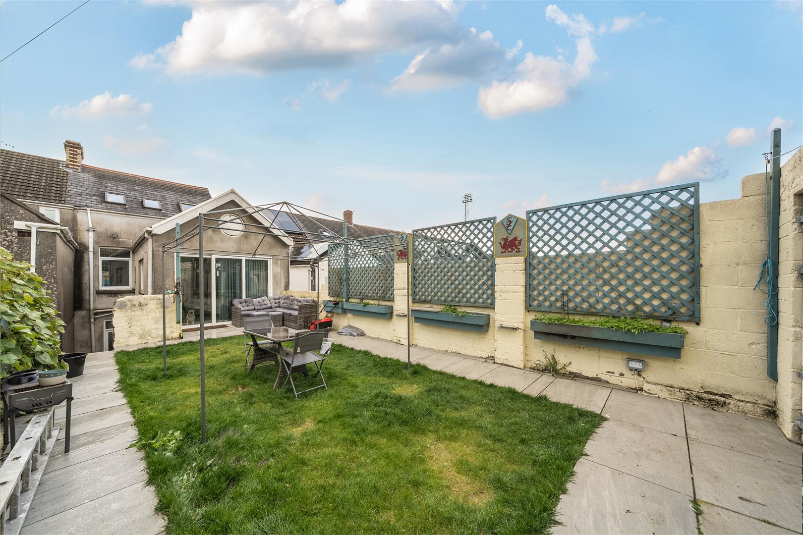 King Edward's Road, Swansea, SA1 4LU